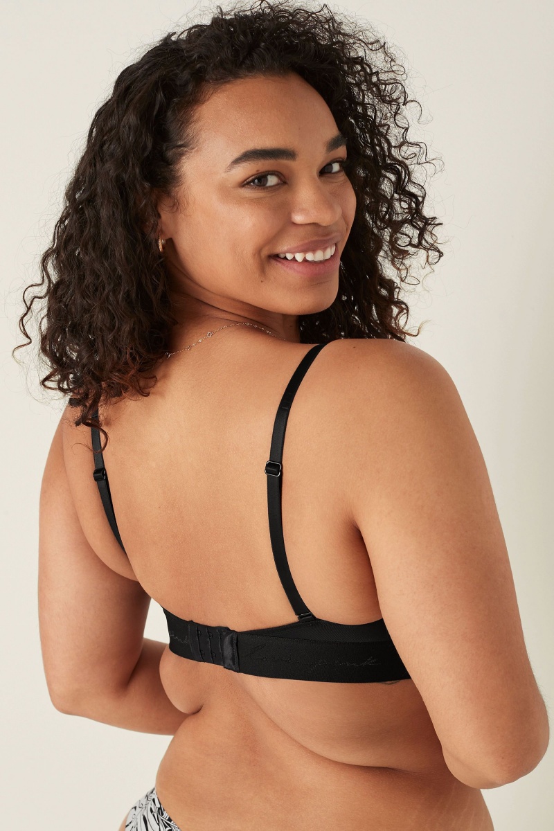 Victoria's Secret Seamless Seamless Lightly Podsite Low Impact Racerback Sports Bra Čierne | SK-0823RQA